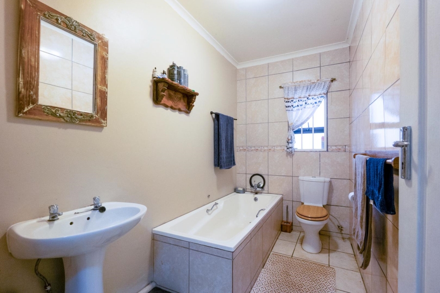 4 Bedroom Property for Sale in Amanzimtoti KwaZulu-Natal