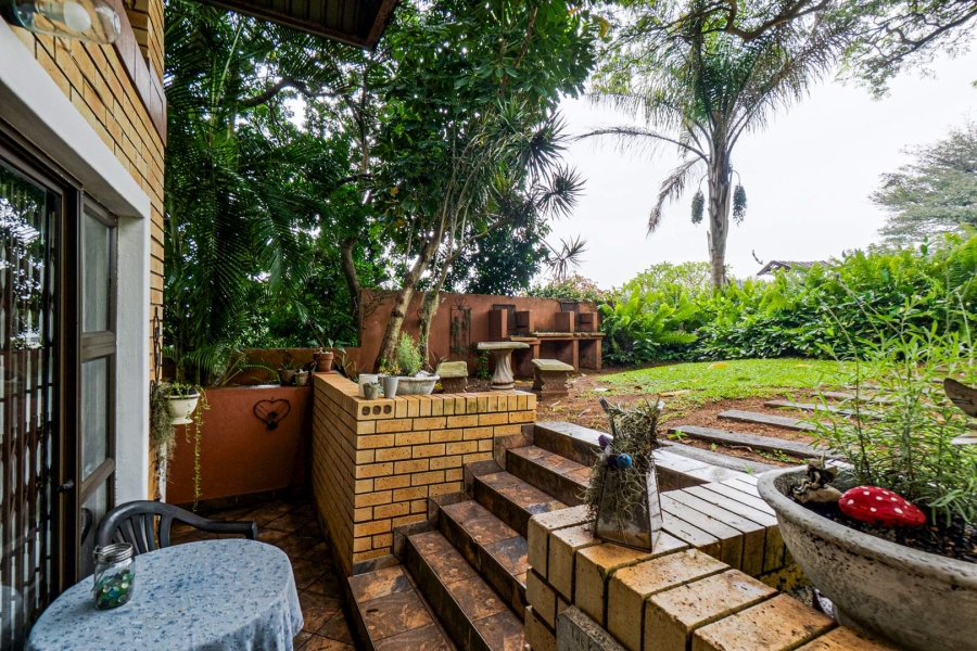 4 Bedroom Property for Sale in Amanzimtoti KwaZulu-Natal