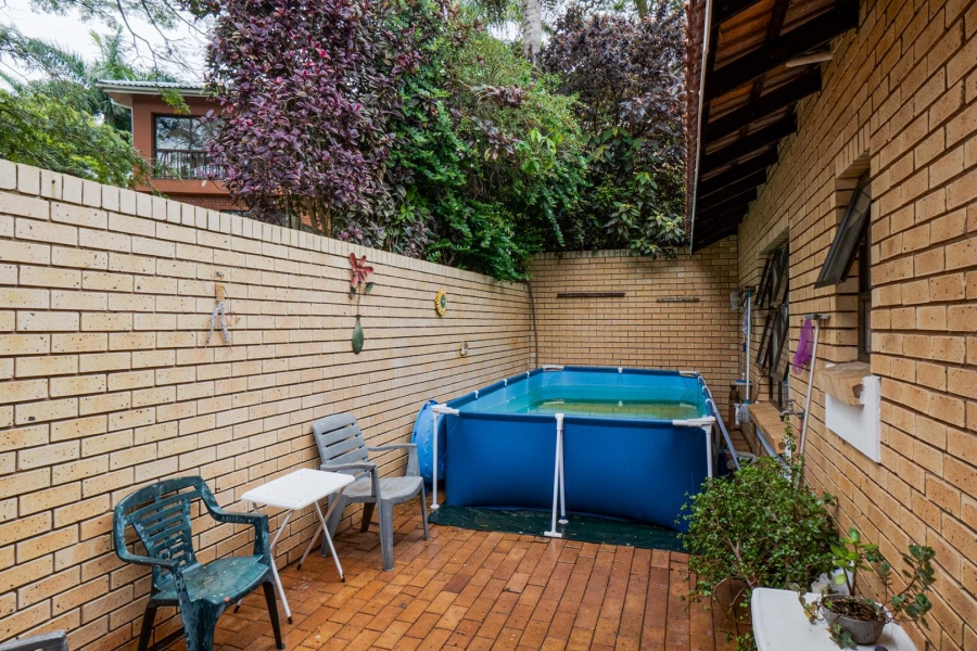 4 Bedroom Property for Sale in Amanzimtoti KwaZulu-Natal