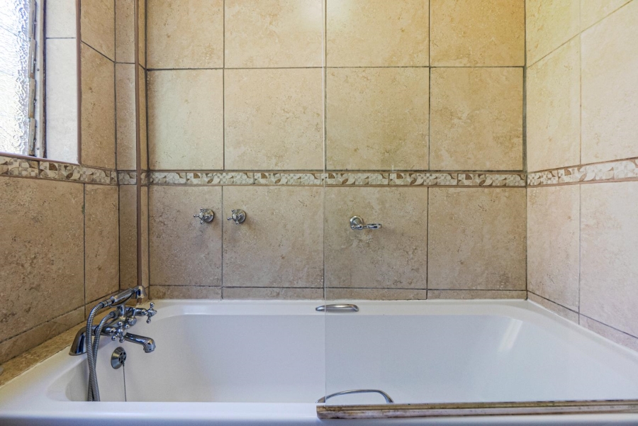 3 Bedroom Property for Sale in Amanzimtoti KwaZulu-Natal