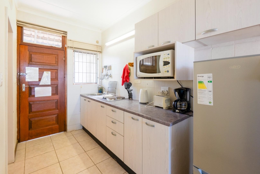 1 Bedroom Property for Sale in Amanzimtoti KwaZulu-Natal