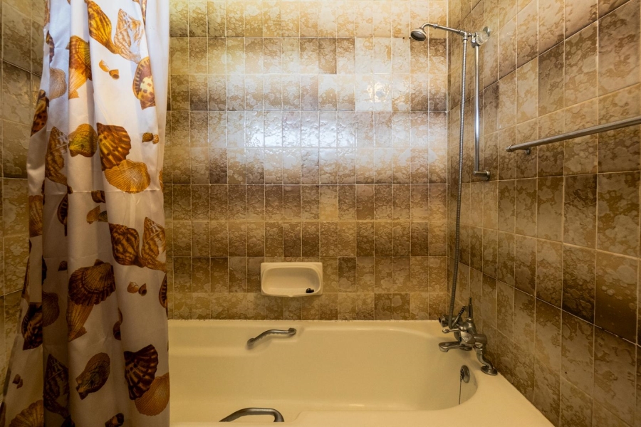 1 Bedroom Property for Sale in Amanzimtoti KwaZulu-Natal