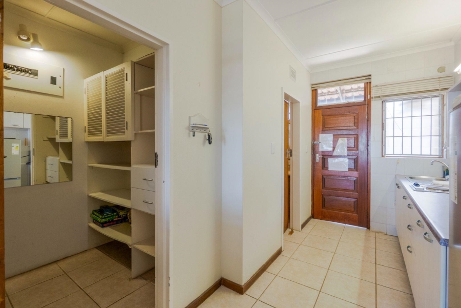 1 Bedroom Property for Sale in Amanzimtoti KwaZulu-Natal