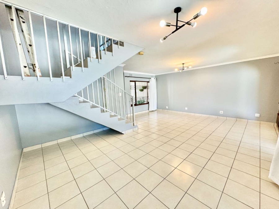 3 Bedroom Property for Sale in Sunningdale KwaZulu-Natal