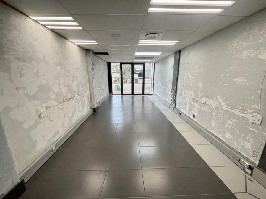 To Let commercial Property for Rent in Umhlanga Ridge KwaZulu-Natal