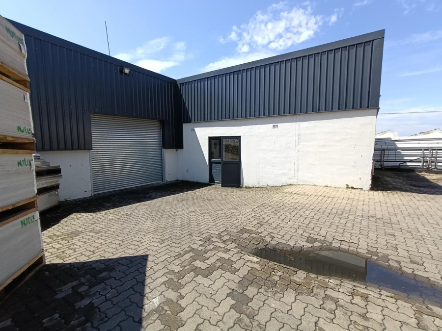 To Let commercial Property for Rent in New Germany KwaZulu-Natal