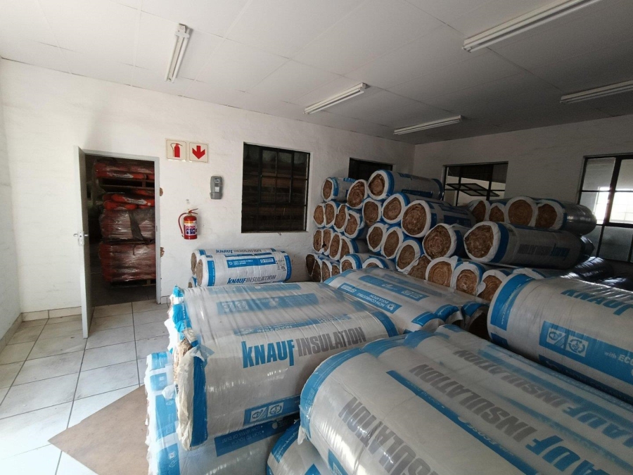 To Let commercial Property for Rent in New Germany KwaZulu-Natal