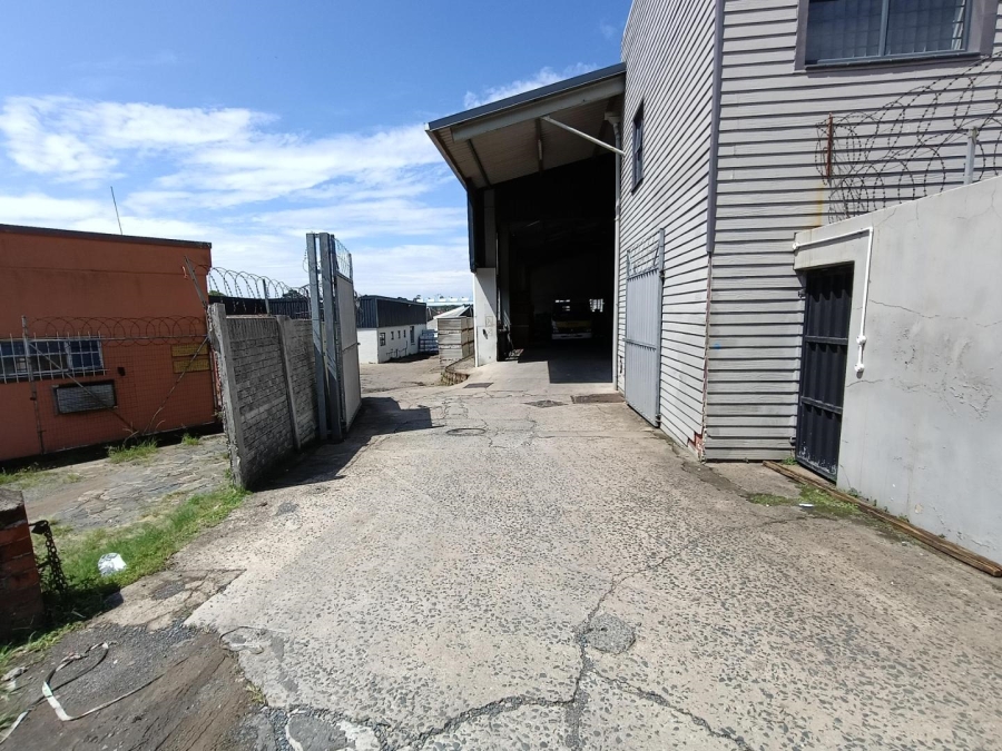 To Let commercial Property for Rent in New Germany KwaZulu-Natal