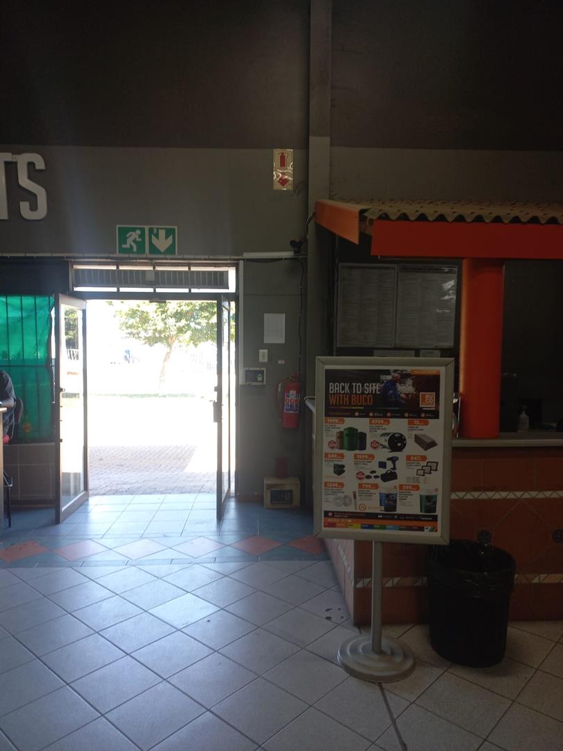 To Let commercial Property for Rent in Empangeni KwaZulu-Natal