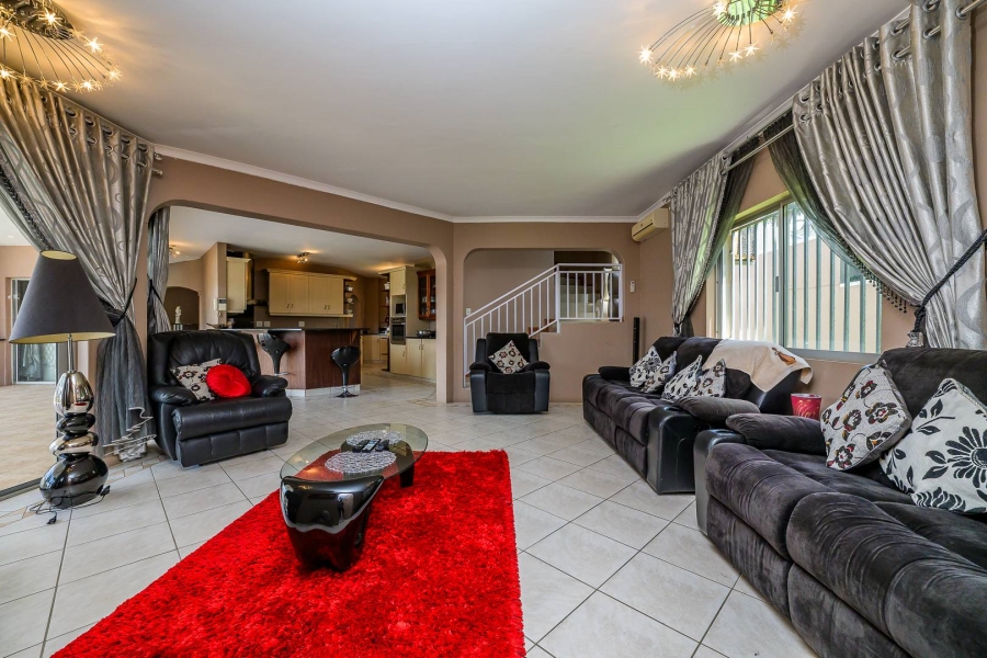 4 Bedroom Property for Sale in Umhlanga KwaZulu-Natal