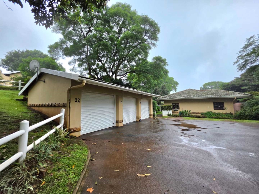 2 Bedroom Property for Sale in Waterfall KwaZulu-Natal