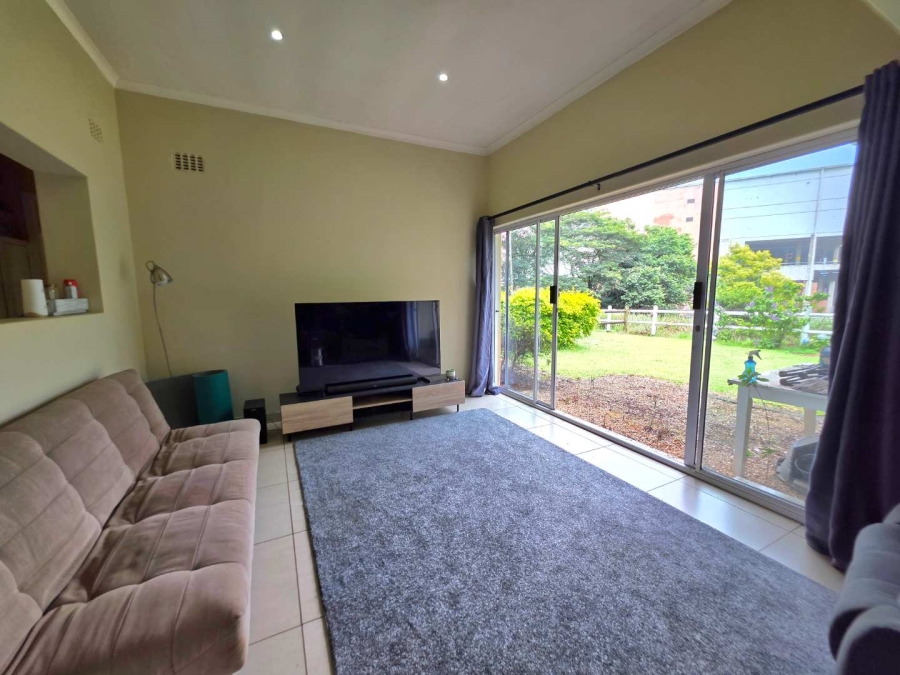 2 Bedroom Property for Sale in Waterfall KwaZulu-Natal