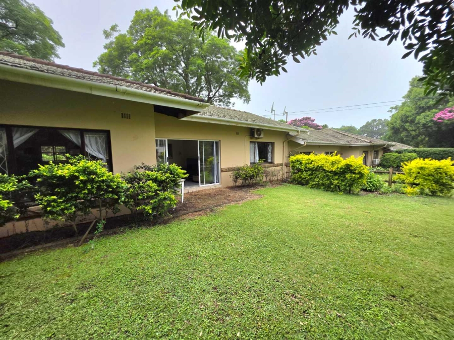 2 Bedroom Property for Sale in Waterfall KwaZulu-Natal