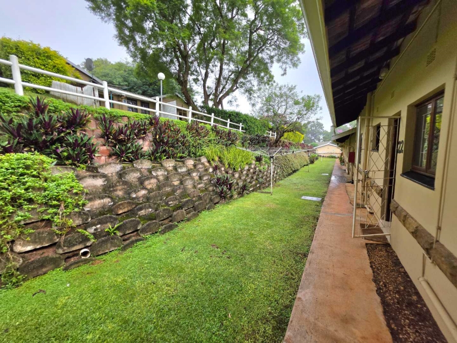 2 Bedroom Property for Sale in Waterfall KwaZulu-Natal