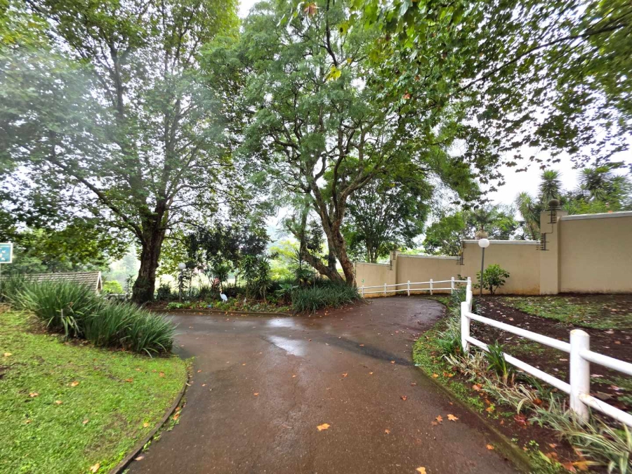 2 Bedroom Property for Sale in Waterfall KwaZulu-Natal