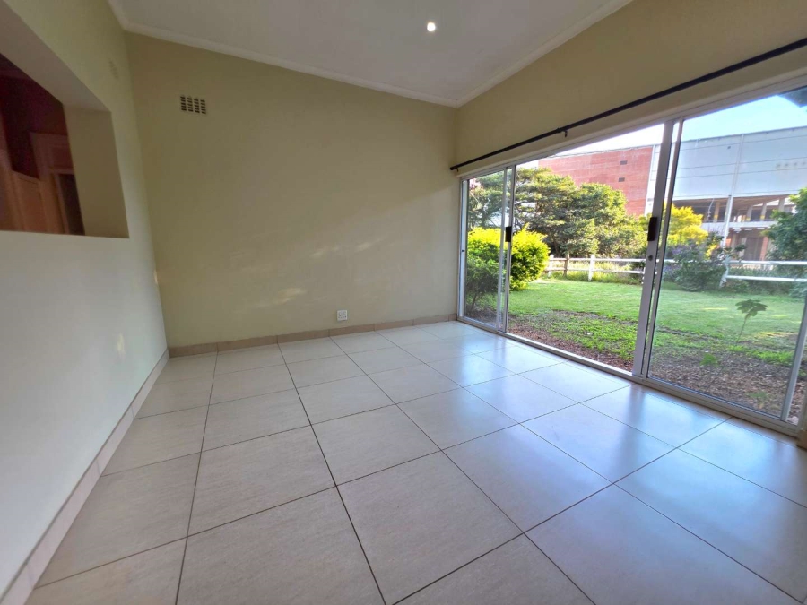 2 Bedroom Property for Sale in Waterfall KwaZulu-Natal