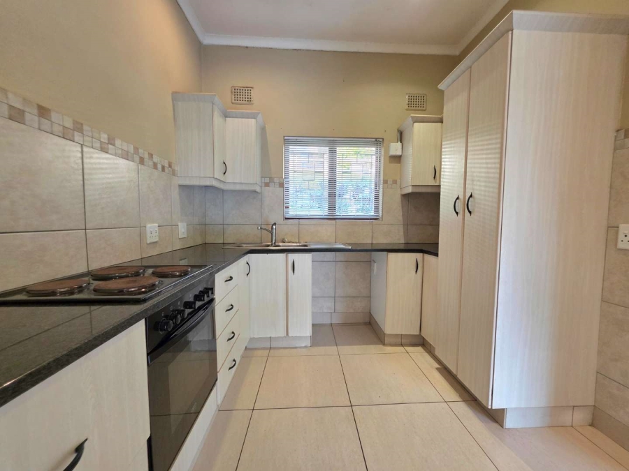 2 Bedroom Property for Sale in Waterfall KwaZulu-Natal