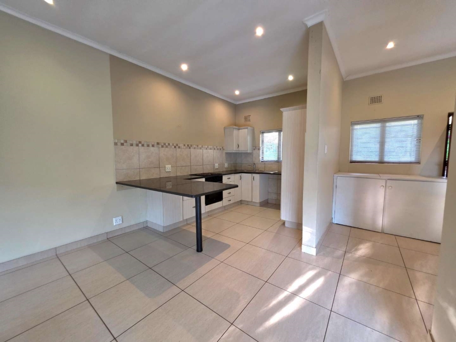 2 Bedroom Property for Sale in Waterfall KwaZulu-Natal