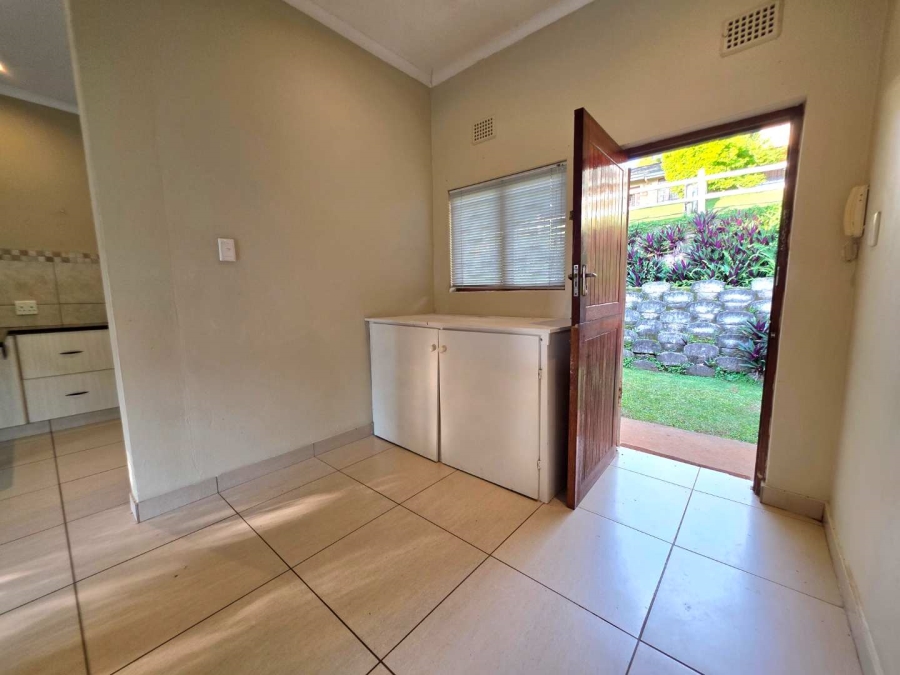 2 Bedroom Property for Sale in Waterfall KwaZulu-Natal