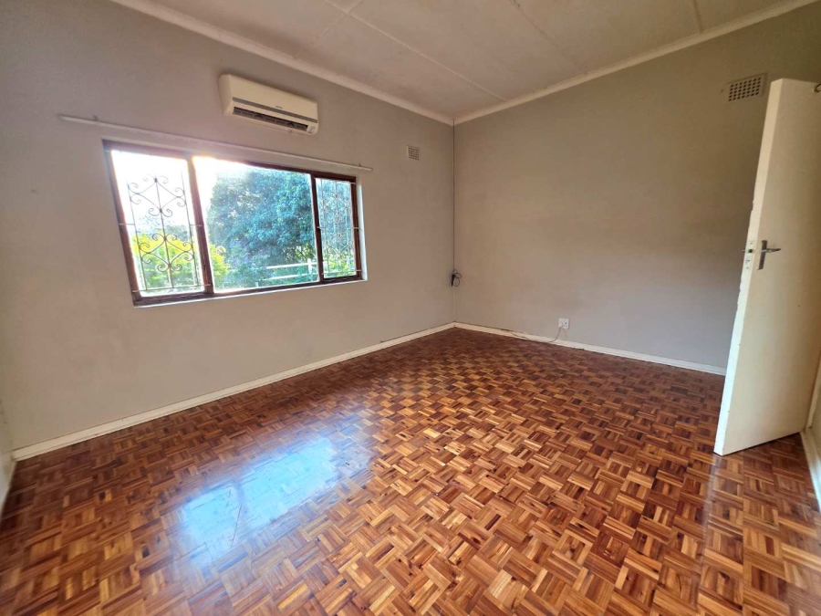 2 Bedroom Property for Sale in Waterfall KwaZulu-Natal