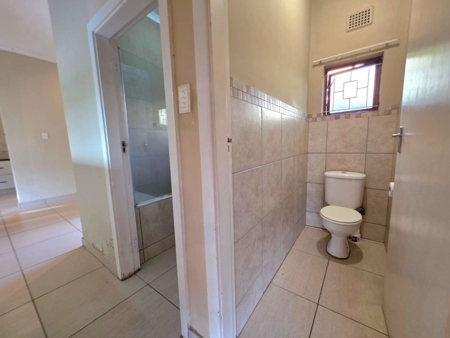 2 Bedroom Property for Sale in Waterfall KwaZulu-Natal