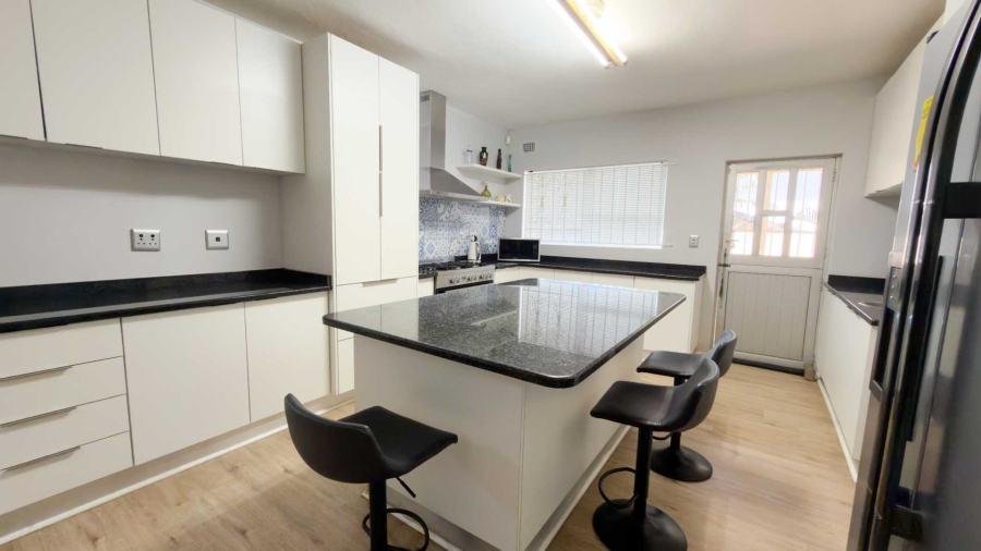 4 Bedroom Property for Sale in Sheffield Beach KwaZulu-Natal