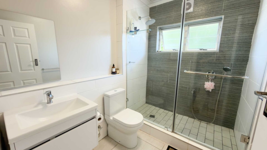 4 Bedroom Property for Sale in Sheffield Beach KwaZulu-Natal