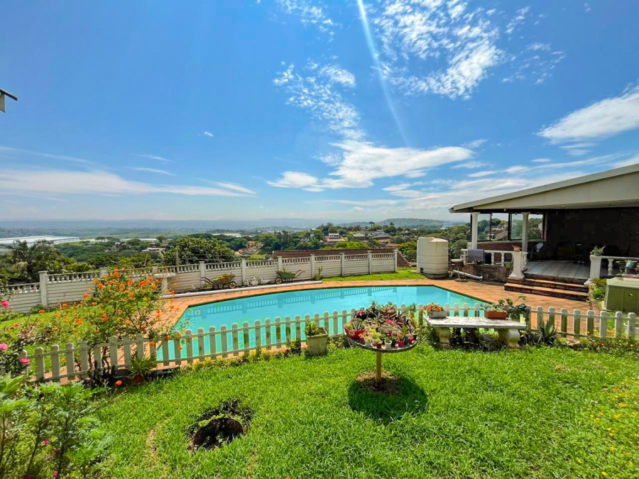 5 Bedroom Property for Sale in Glen Hills KwaZulu-Natal