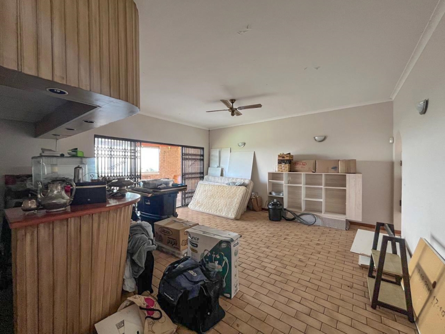 5 Bedroom Property for Sale in Glen Hills KwaZulu-Natal