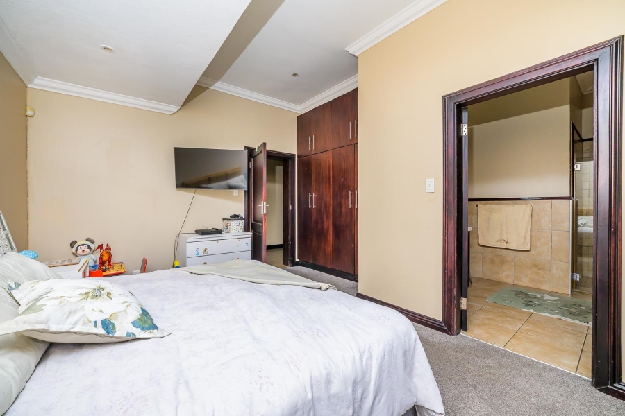 4 Bedroom Property for Sale in Umhlanga KwaZulu-Natal