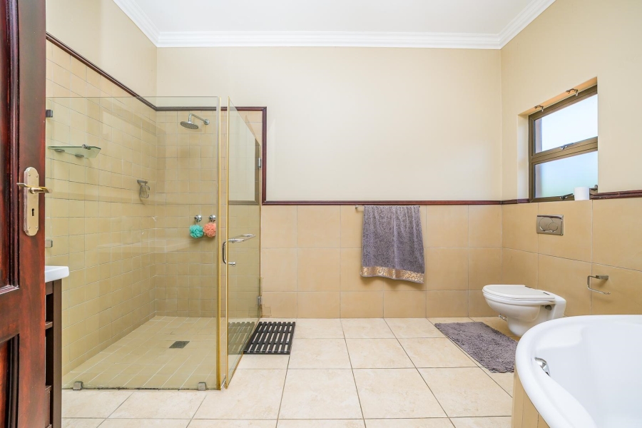 4 Bedroom Property for Sale in Umhlanga KwaZulu-Natal