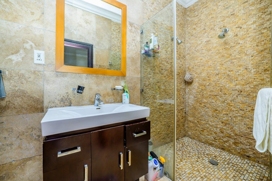 4 Bedroom Property for Sale in Umhlanga KwaZulu-Natal