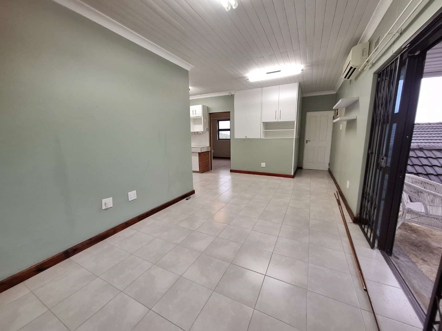 To Let 2 Bedroom Property for Rent in Belvedere KwaZulu-Natal
