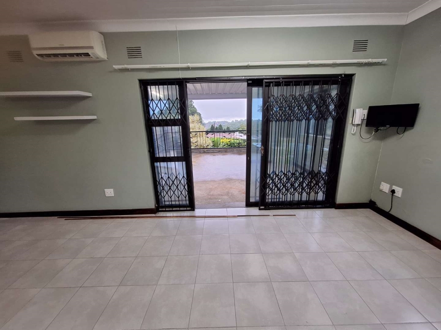 To Let 2 Bedroom Property for Rent in Belvedere KwaZulu-Natal