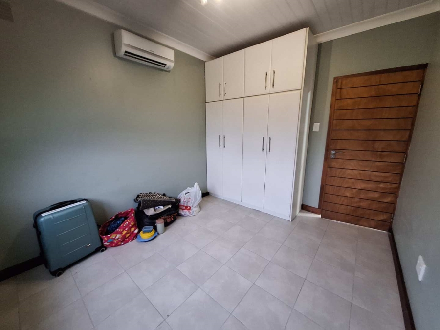 To Let 2 Bedroom Property for Rent in Belvedere KwaZulu-Natal