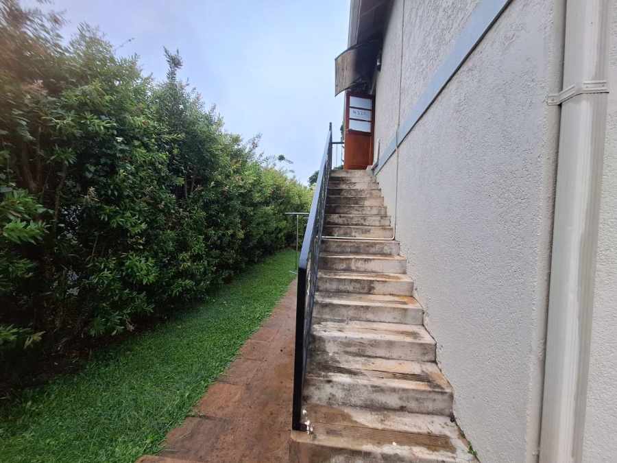 To Let 2 Bedroom Property for Rent in Belvedere KwaZulu-Natal