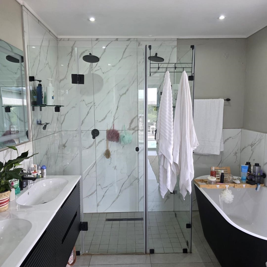 To Let 4 Bedroom Property for Rent in Palm Lakes Estate KwaZulu-Natal