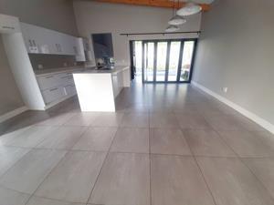To Let 4 Bedroom Property for Rent in Palm Lakes Estate KwaZulu-Natal