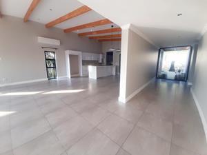 To Let 4 Bedroom Property for Rent in Palm Lakes Estate KwaZulu-Natal