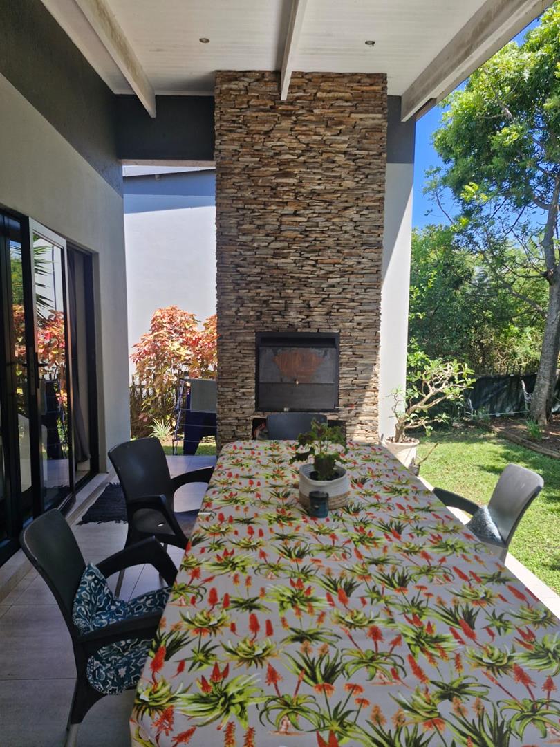 To Let 4 Bedroom Property for Rent in Palm Lakes Estate KwaZulu-Natal