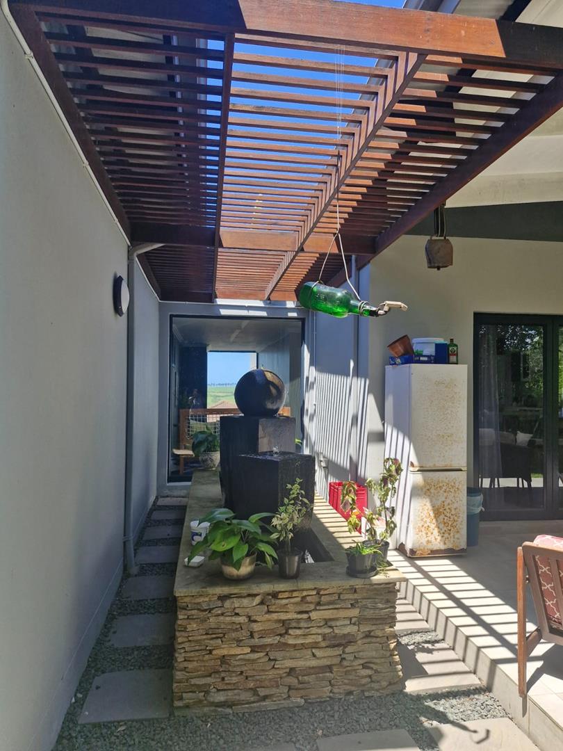 To Let 4 Bedroom Property for Rent in Palm Lakes Estate KwaZulu-Natal