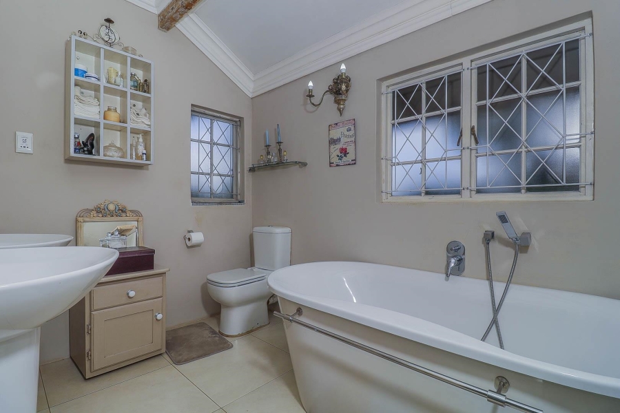 4 Bedroom Property for Sale in Gillitts KwaZulu-Natal