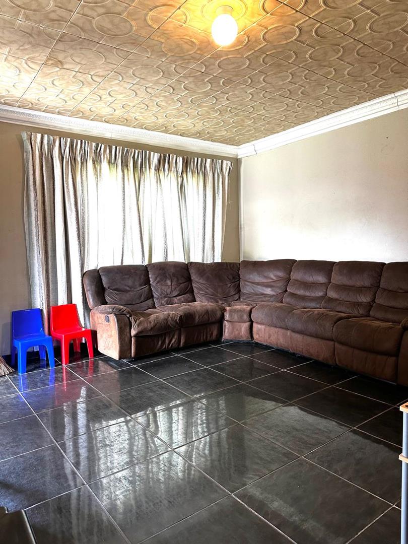 3 Bedroom Property for Sale in Esikhawini KwaZulu-Natal