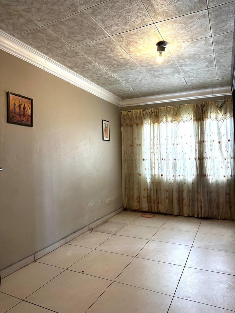 3 Bedroom Property for Sale in Esikhawini KwaZulu-Natal