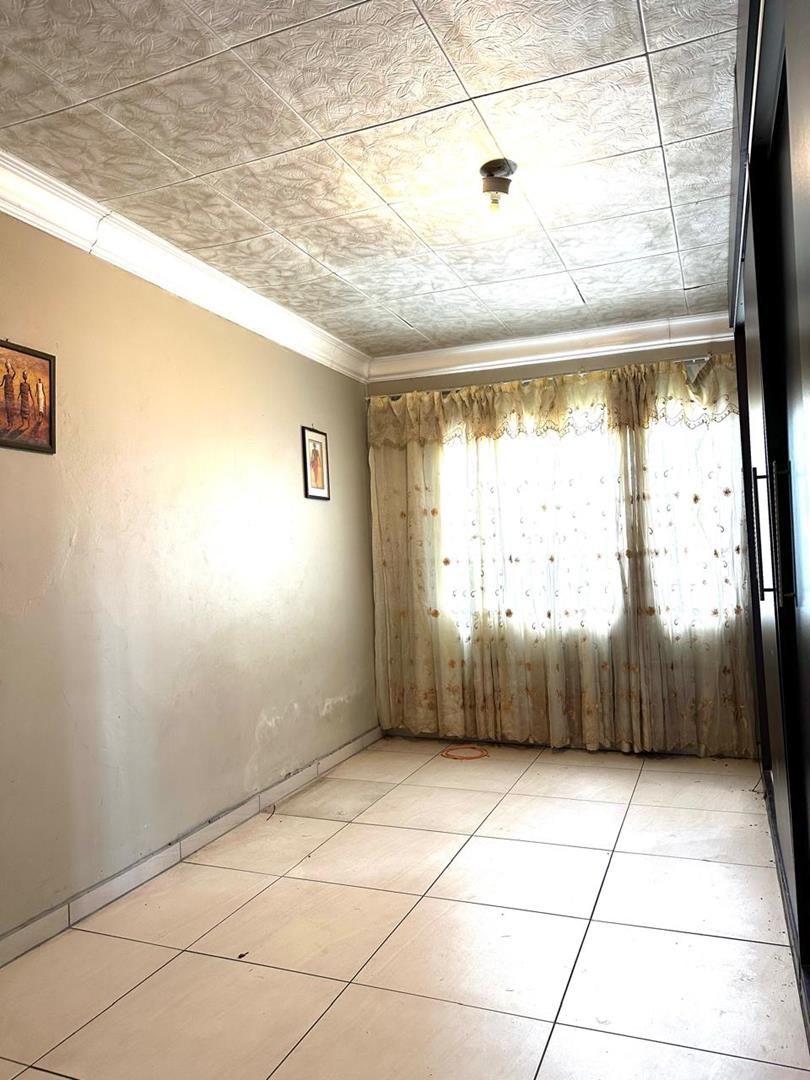 3 Bedroom Property for Sale in Esikhawini KwaZulu-Natal