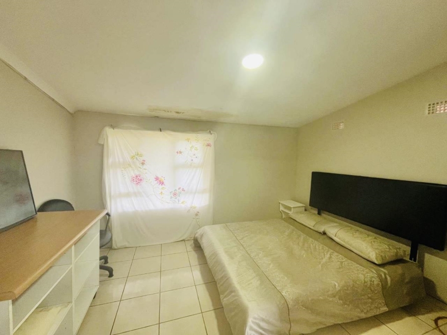 To Let 1 Bedroom Property for Rent in Durban North KwaZulu-Natal