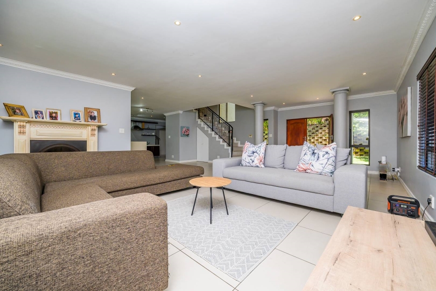 5 Bedroom Property for Sale in La Lucia KwaZulu-Natal