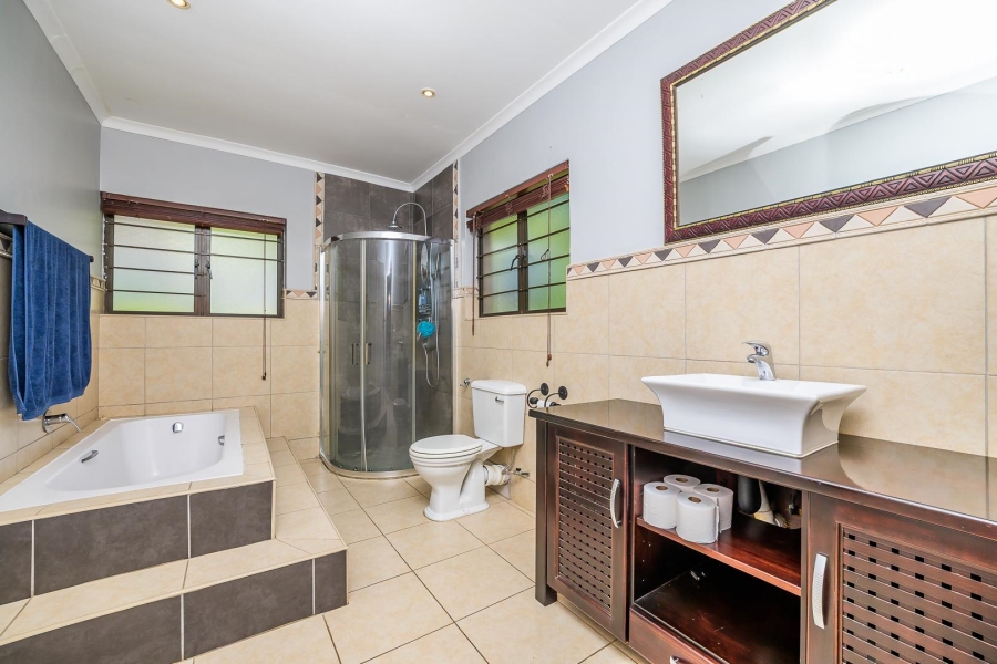 5 Bedroom Property for Sale in La Lucia KwaZulu-Natal