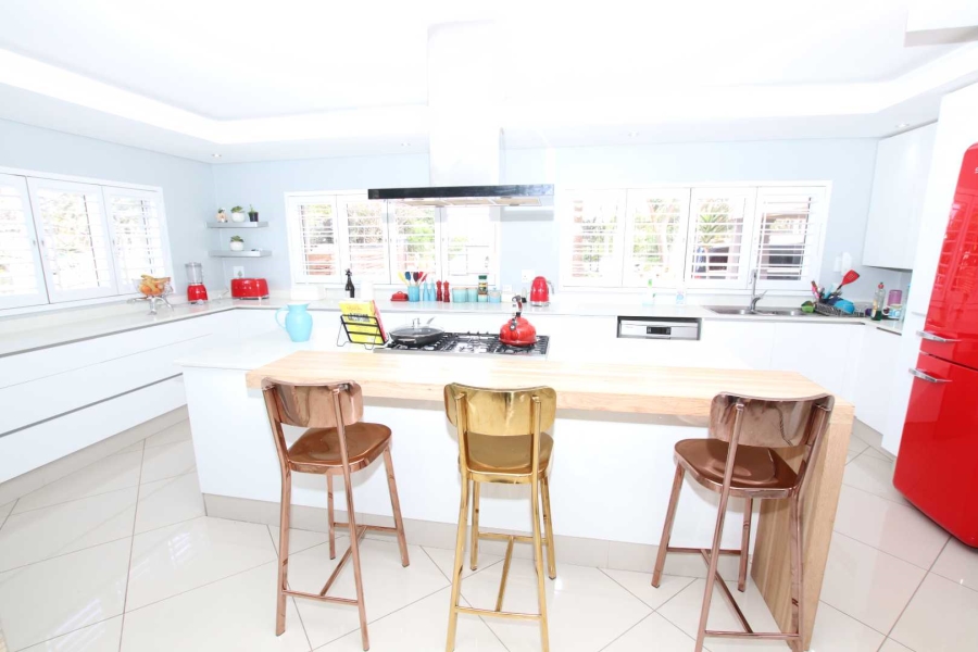 To Let 4 Bedroom Property for Rent in La Lucia KwaZulu-Natal