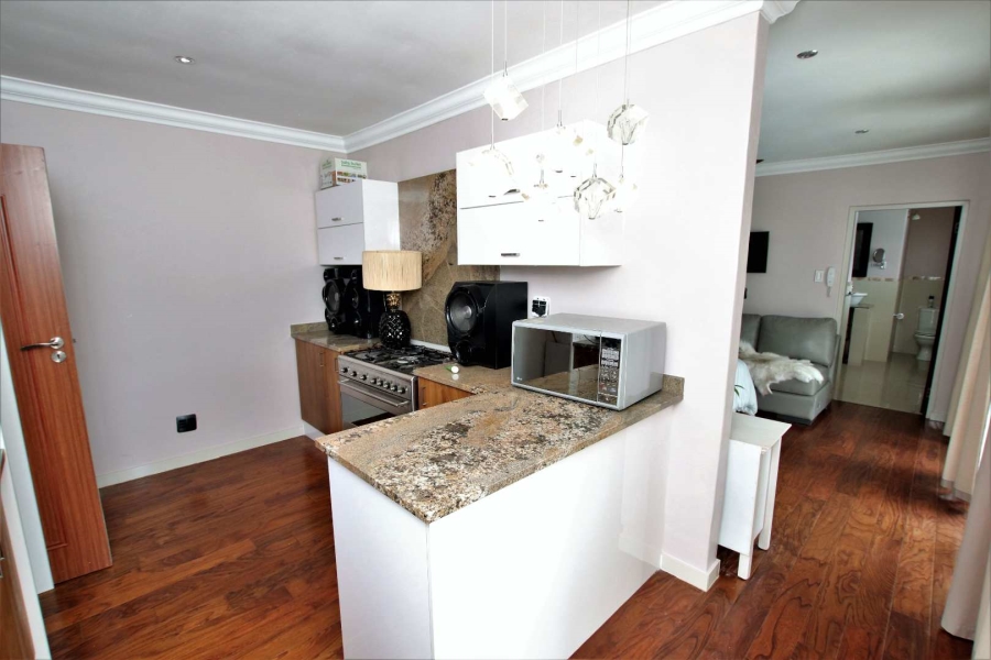 To Let 4 Bedroom Property for Rent in La Lucia KwaZulu-Natal